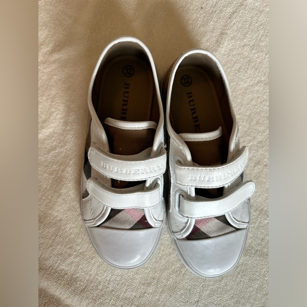 Burberry kids shoes